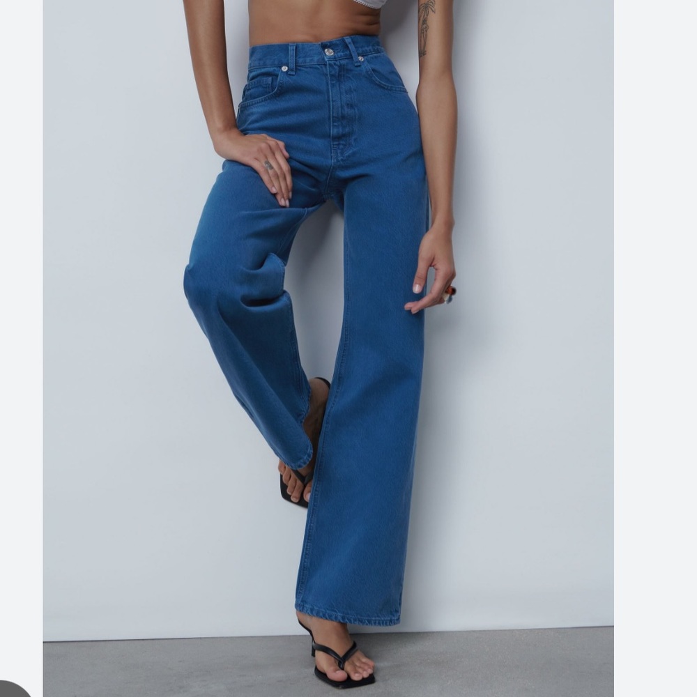 Zara High Waisted Wide Leg Solid Color Jeans in Rare Shade Duck Blue EUC